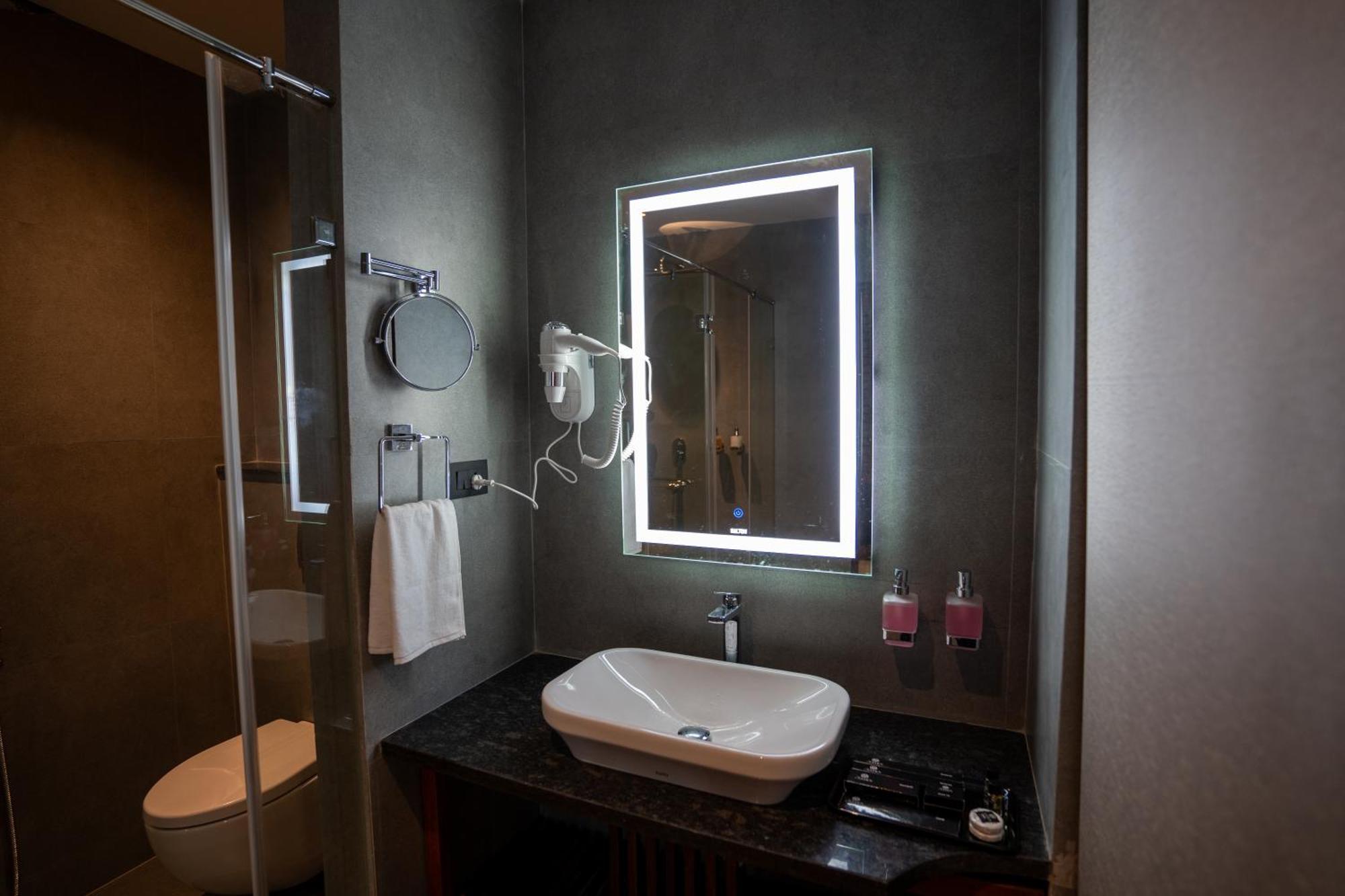 The Eden Hotel Port Blair Bagian luar foto